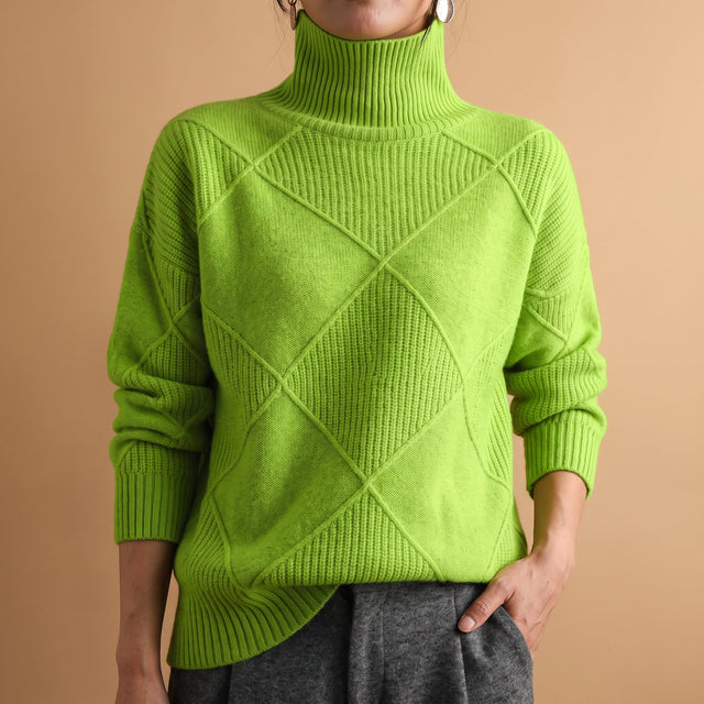 Aria - Women's Diamond-Pattern Turtleneck Sweater