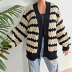 Kayla - Women's Patterned Chunky Knit Cardigan 3